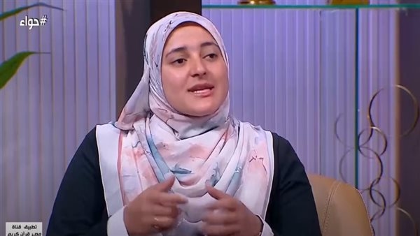 الإفتاء: ظهور المرأة دون حجاب أمام رجل غريب لا ينقض الوضوء