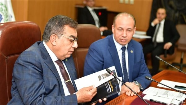 جامعة المنصورة تبدأ أعمال تطوير ميدان الكتاب بالتعاون مع محافظة الدقهلية