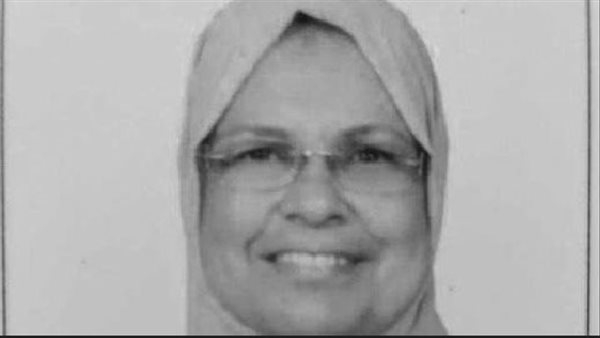 أستاذ بتكنولوجيا الأغذية تقدم 10 طرق لتقليل المخاطر الصحية المحتملة لتناول كعك العيد