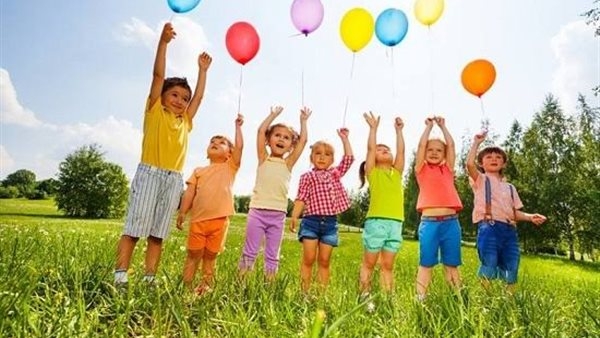 احذري.. مخاطر تحيط بطفلك يوميا تنبهى لها