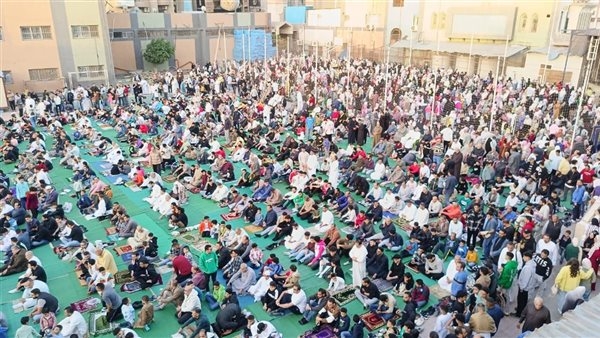 المساجد كاملة العدد، 7 صور ترصد مشهد مهيب لصلاة عيد الفطر بالقليوبية (صور)