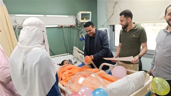 مدير الرعاية الصحية بأسوان يتفقد مستشفى المسلة في أول أيام عيد الفطر (صور)