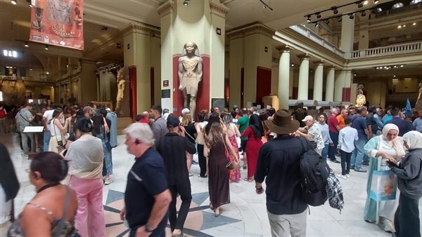 السياحة: استقبال 175 ألف زائر مصري وأجنبي خلال أول وثاني أيام عيد الفطر