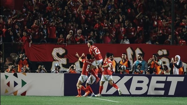 تطعيمات وقائية للاعبي الأهلي قبل السفر إلى موريتانيا لمواجهة الهلال السوداني