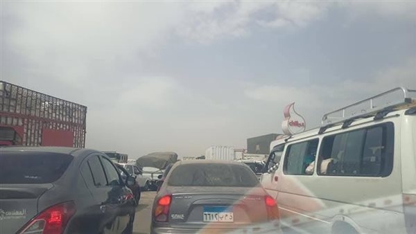 اللقطات الأولى لتصادم تريلا وسوزوكي على الطريق الإقليمي (صور)