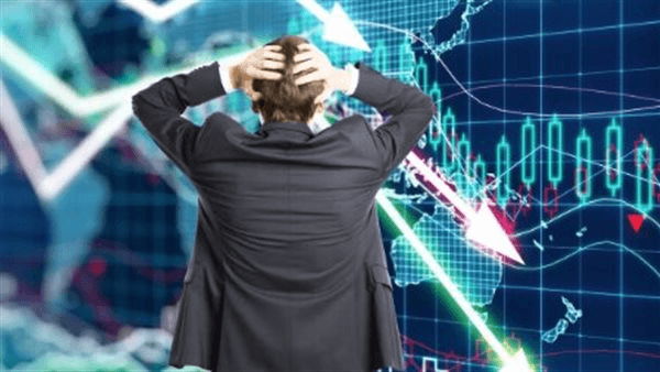 خط الموت يهدد العالم، خبير يكشف سيناريو انهيار الأسواق العالمية بعد انخفاض مؤشر التعافي