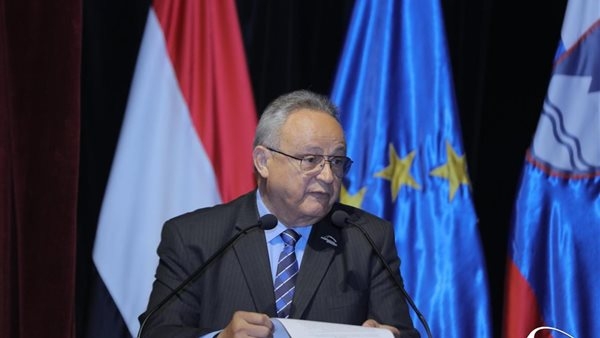 انطلاق فعاليات المؤتمر الدولي «ربط علوم التراث بتراث العلوم» بمكتبة الإسكندرية