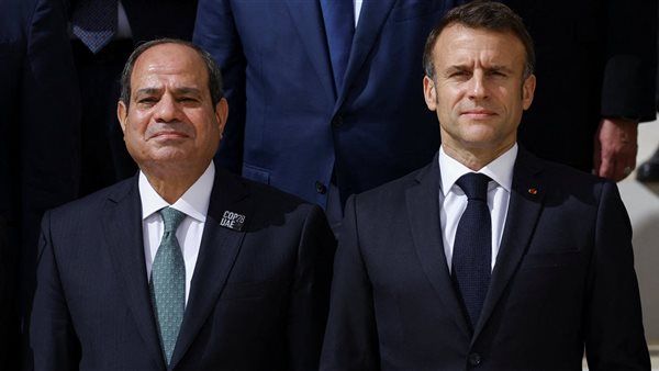 السيسي وماكرون يبحثان تطورات القضية الفلسطينية ومؤتمر حل الدولتين