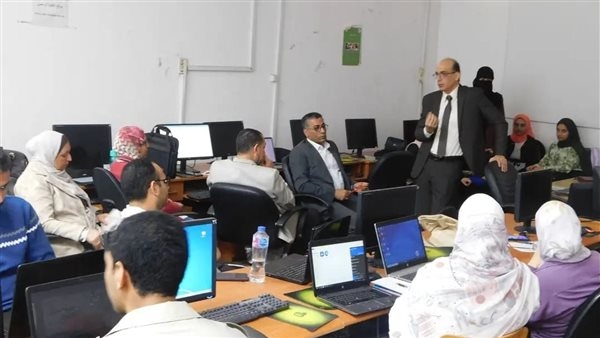 زراعة القناة تعقد ورشة عمل للتدريب على إعداد الكتاب الإلكتروني (صور)