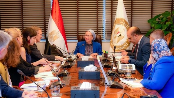 وزيرة البيئة تبحث مع شركات فرنسية دعم خطة التحول الأخضر