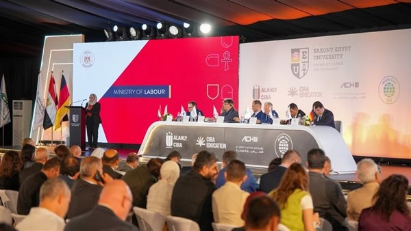 محمد جبران: ندعم الجامعات القادرة على تخريج طلاب قادرين على التعامل مع متغيرات سوق العمل