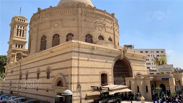 إسحاق الهوزيني، الناسك الذي دل عليه النور