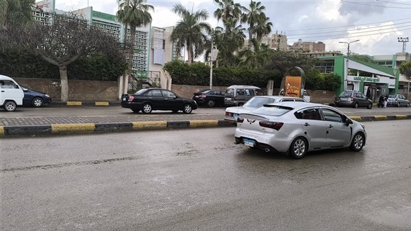 هطول أمطار غزيرة بالقليوبية ورفع حالة الطوارئ