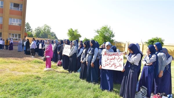 نائب محافظ الأقصر يشهد فعاليات حملة "خطوات ضد الإدمان" (صور)