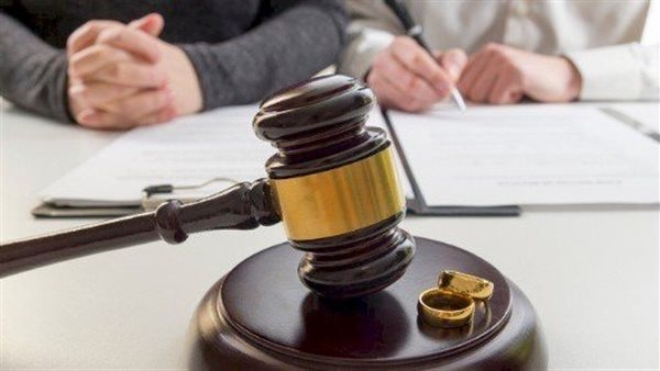 محاسبة في دعوى طلاق: بيدعي الفقر واكتشفت بامتلاكه شاليه