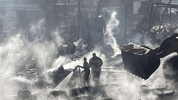 حريق الفجر، النيابة تستعلم من الحي عن قانونية مغالق الأخشاب المحترقة بالشرابية