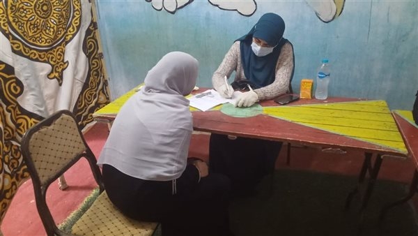 جامعة القناة تنظم قافلة طبية لأهالي منطقة 46 بالسويس (صور)