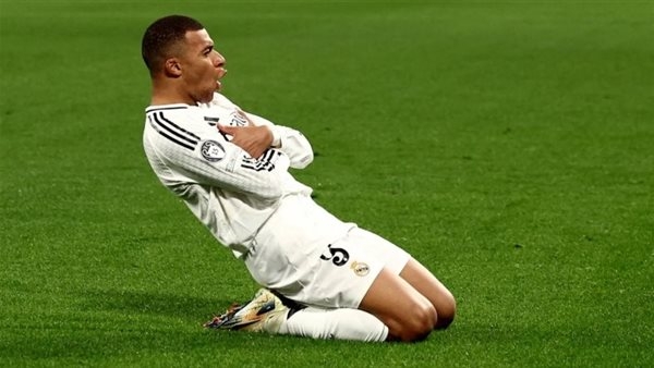 مبابي يعود إلى معسكر ريال مدريد عقب مغادرته المستشفى