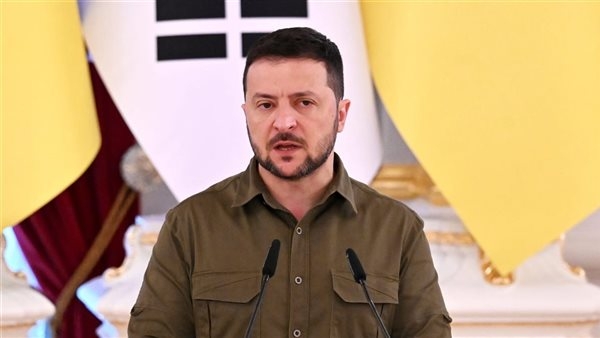 أول تعليق من زيلينسكي على مكالمة ترامب وبوتين بشأن وقف الحرب