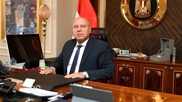 تفاصيل خطط تنمية ميناء طابا