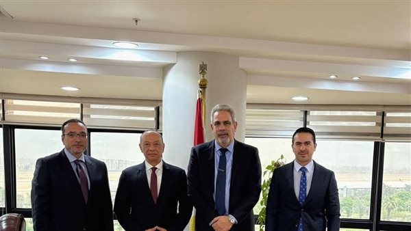 وفد الإياتا يزور سلطة الطيران المدني المصري لبحث التعاون المشترك