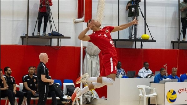 رجال طائرة الأهلي يفوز على النصر الليبي ويتأهل لربع نهائي بطولة إفريقيا