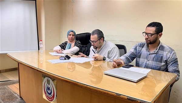 صحة الدقهلية تبحث سبل رفع كفاءة الأطقم الطبية
