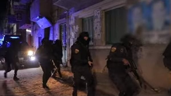 ضبط 140 فرد خرطوش و30 بلطجيا وهاربا من المراقبة خلال حملات بالمحافظات