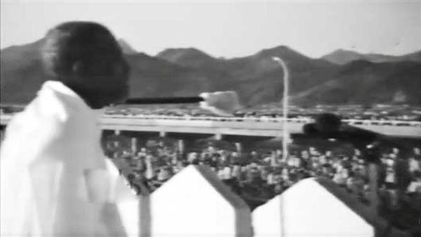 أول شخص غير سعودي يفعلها، ماذا قال الشعراوي في خطبته على جبل عرفات؟ (فيديو)