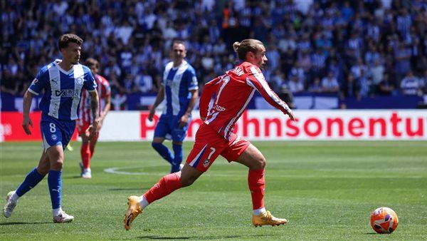 أتلتيكو مدريد وديبورتيفو ألافيس يتعادلان سلبيا في الدوري الإسباني