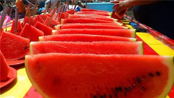 فوائد البطيخ، لصحة القلب والعضلات وترطيب الجسم