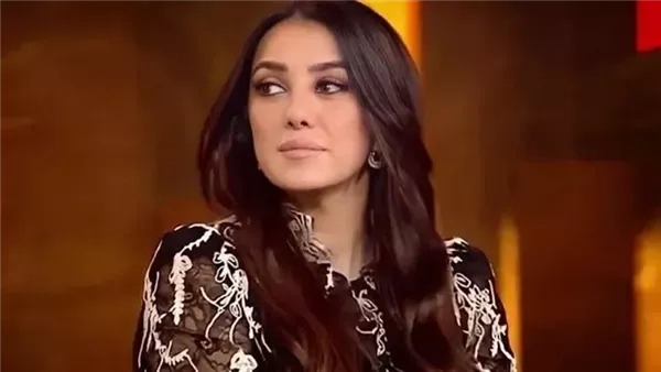 كندة علوش تعلق على تكريمها من مهرجان أسوان لأفلام المرأة (فيديو)