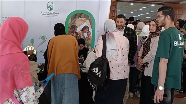ملتقى التوظيف الأول بآداب المنصورة يواصل فعالياته لليوم الثاني