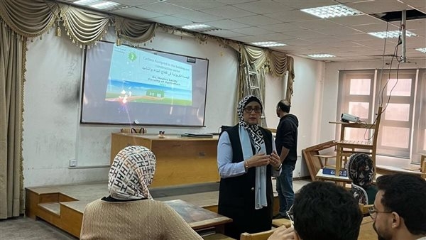 هندسة القناة تناقش البصمة الكربونية في قطاع البناء والتشييد (صور)