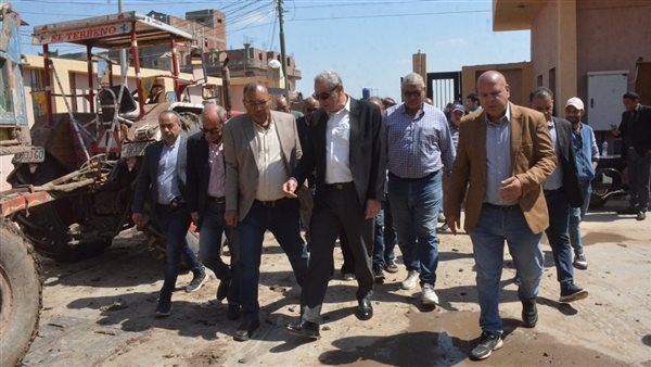 محافظ الغربية يتابع حل مشكلة قرى الجابرية وكفر العبايدة مع الصرف الصحي