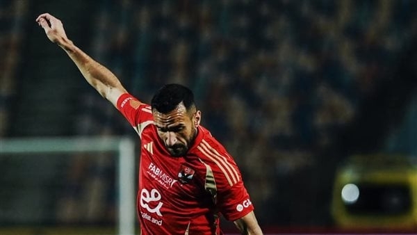 الأهلي يستعد لإقامة حفل وداع لثلاثي الفريق