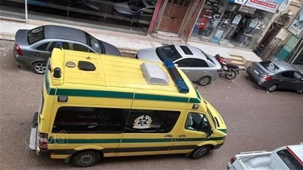 قائد سيارة يدهس طفلة ويفر هاربا بالإسماعيلية
