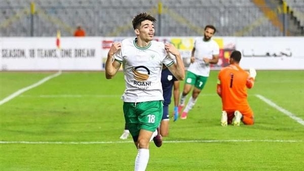 المصري ينهي صفقتين منهما لاعب الأهلي ويجدد عقد دغموم