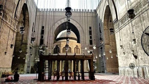 مواقيت الصلاة، موعد أذان الظهر اليوم الجمعة 9 - 5 - 2025 في القاهرة والمحافظات