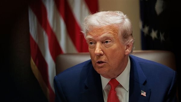 البيت الأبيض: ترامب لن يخفض الرسوم الجمركية على الصين بشكل أحادي