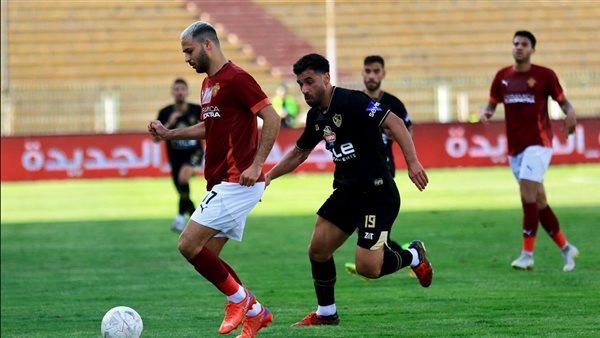 أخبار الرياضة اليوم: بيراميدز يخسر أمام البنك ويهدي الأهلي صدارة الدوري.. الزمالك يواصل التعثر أمام سيراميكا كليوباترا.. اتحاد الكرة يحتفي بمحمد صلاح بعد تتويجه