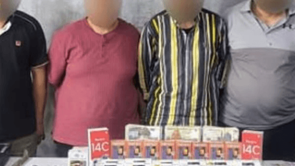 ضبط 3 أشخاص لسرقتهم هواتف وخزينة فرع إحدى الشركات بأبو النمرس