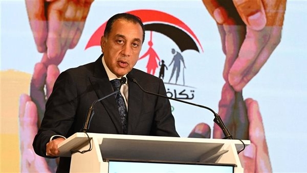 رئيس الوزراء: 4 آلاف فرصة تخدم مشروع منجم السكري