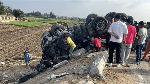 إصابة 3 أشخاص في حادث تصادم بالمنوفية