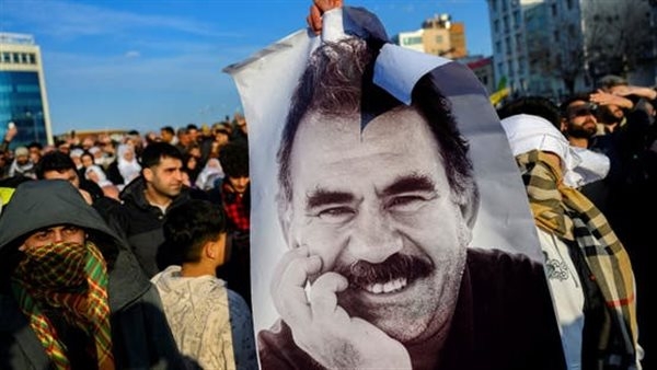 حزب العمال الكردستاني يعلن حل نفسه ووقف الصراع المسلح مع تركيا