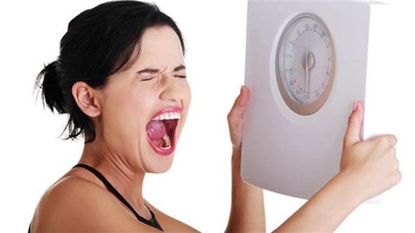 6 سلوكيات خاطئة تمنع نزول الوزن، احذريها