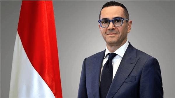 الخطيب يستعرض الإصلاحات الاقتصادية والتجارية والفرص الاستثمارية المتاحة في مصر