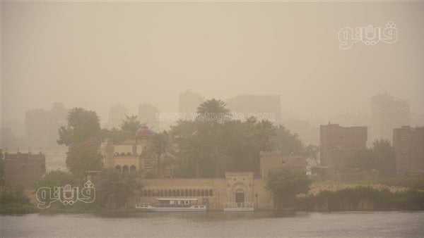 عواصف ترابية وأمطار، موجة طقس سيىء تضرب أسوان