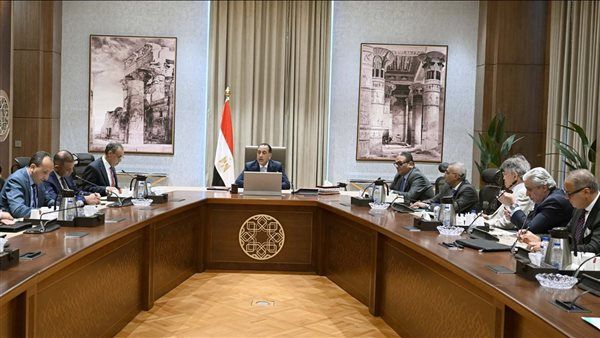 استعداد رئاسي لضيوف من العيار الثقيل، مدبولي يُراجع ترتيبات افتتاح "المتحف الكبير"