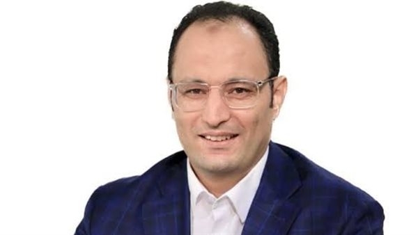 بعد اعتذار الطاهري.. "الوطنية للصحافة" تعلن اختيار إمبابي رئيسًا لتحرير "روز اليوسف"